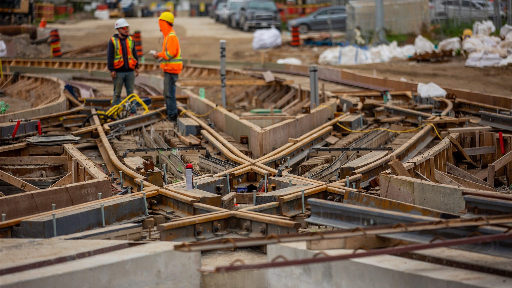 lots of rails.