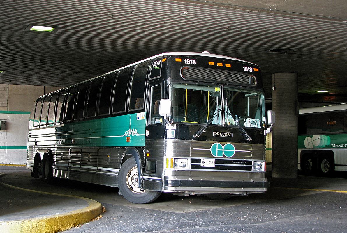 a 1999 model GO bus