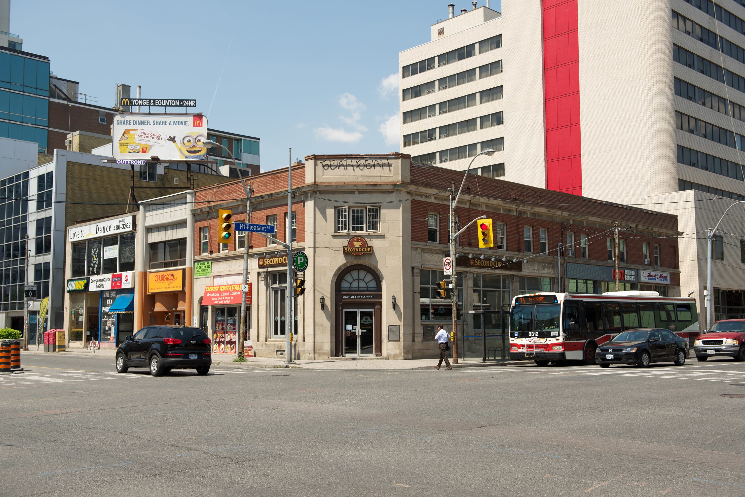 Mount Pleasant Crosstown LRT Station