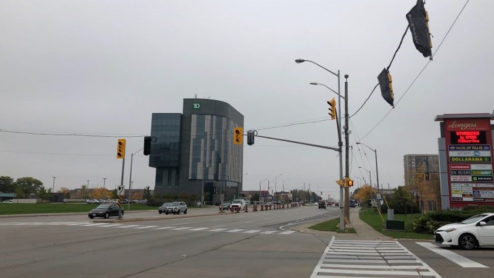 Temporary traffic signals have been installed along the Hurontario LRT route in Brampton.