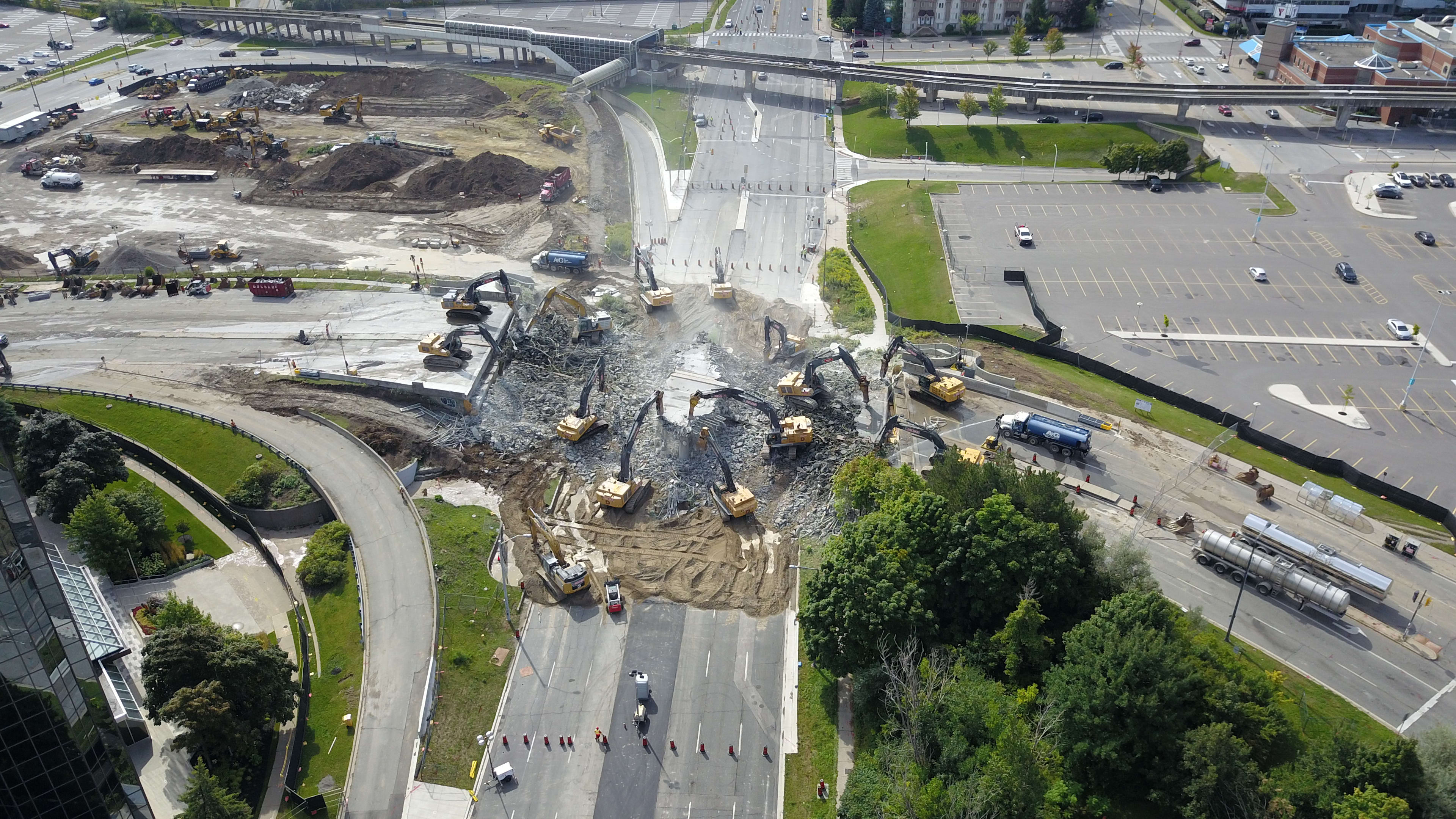 Progress Ave bridge