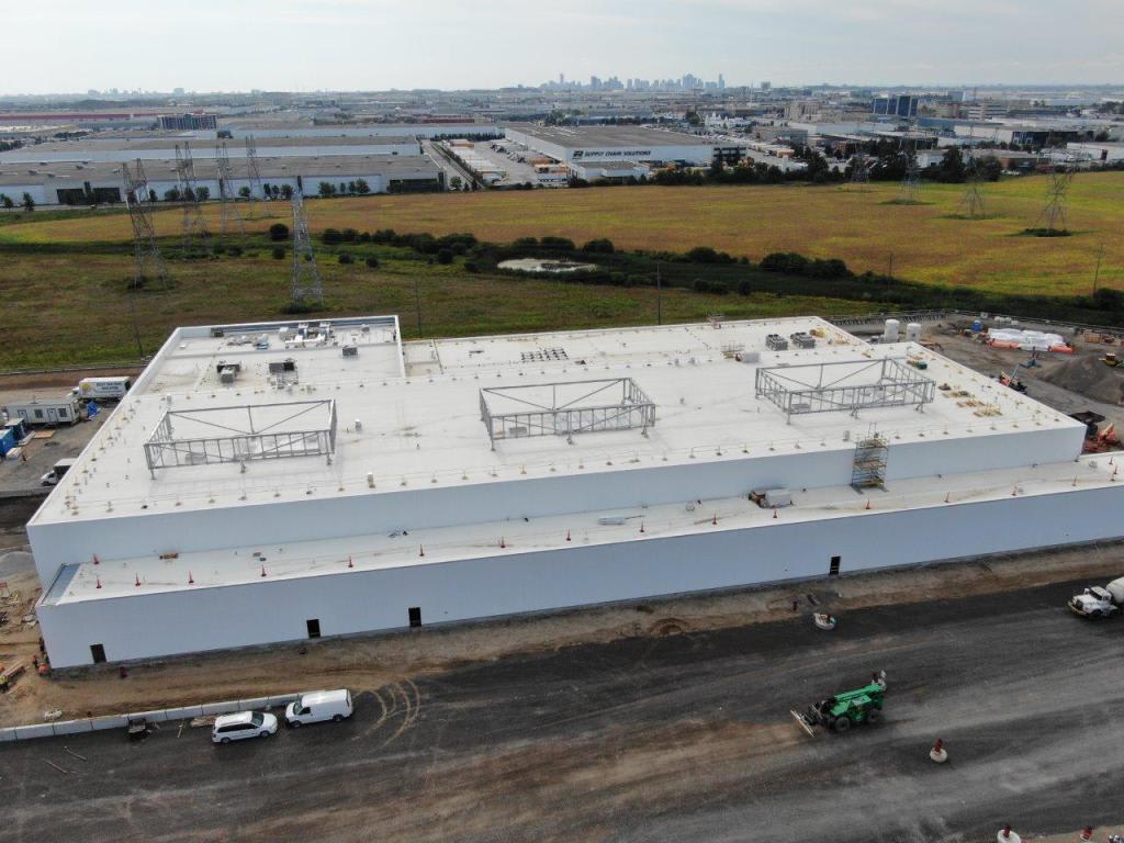 a view of the MSF below.