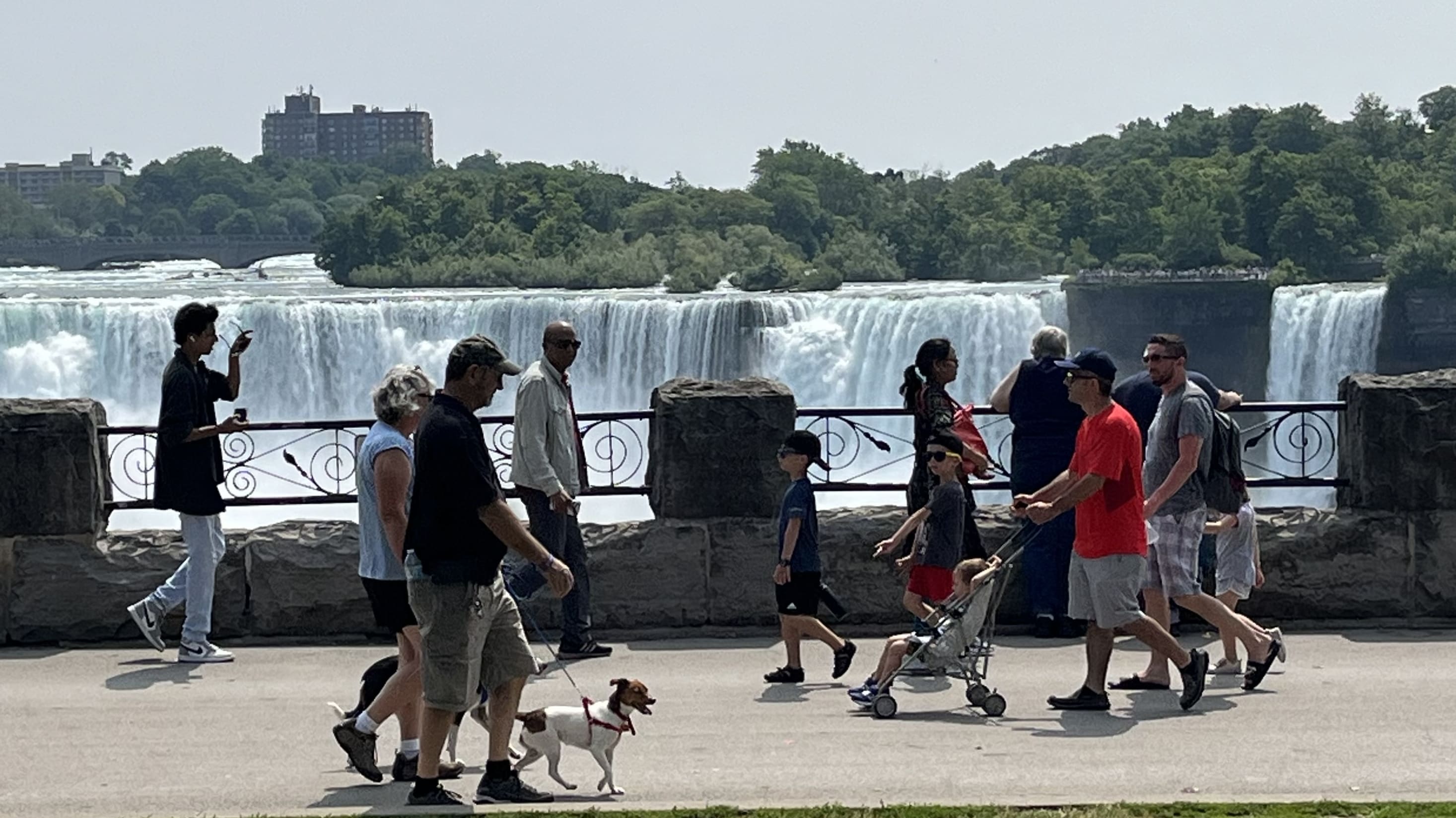 Niagara Falls pic 2023
