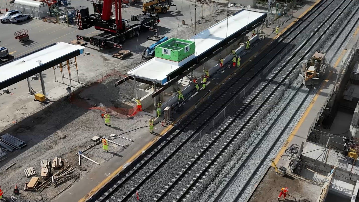 Eglinton GO construction