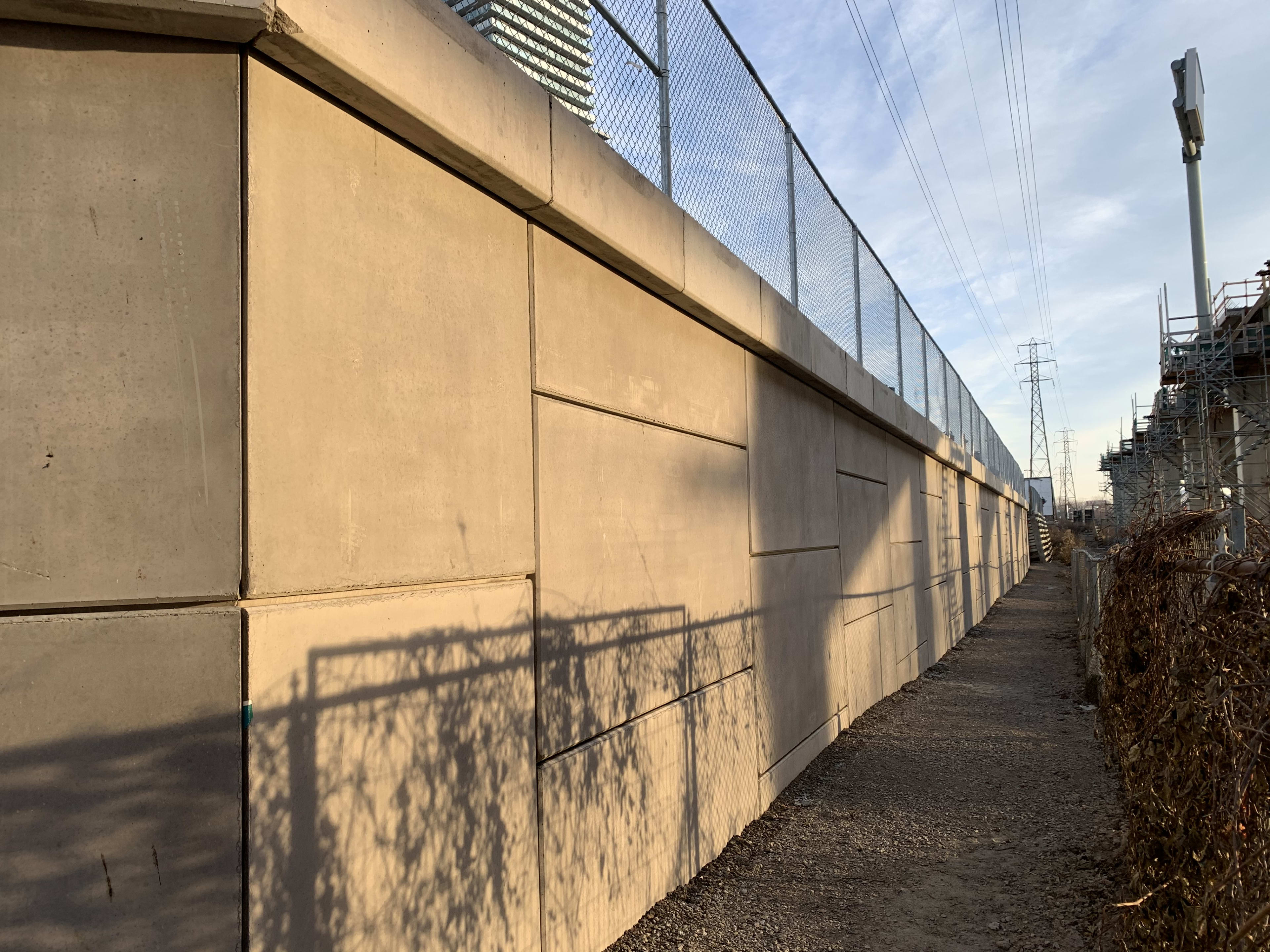 A concrete retaining wall