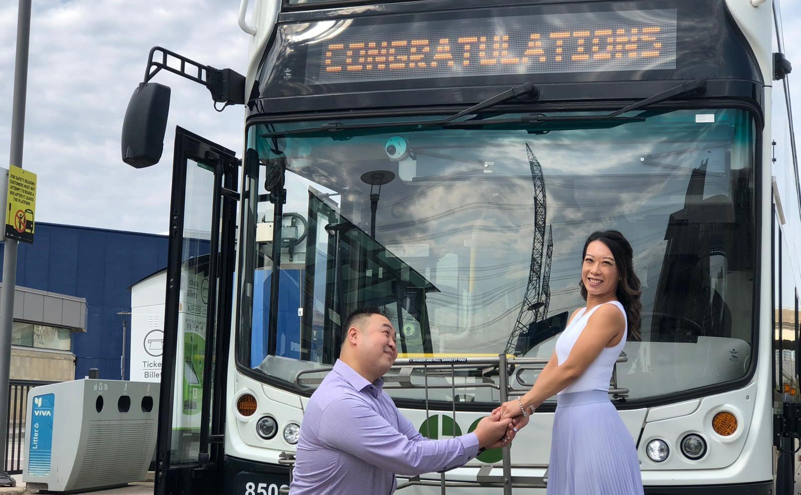 Love on the GO: How one Toronto-area couple connected on the bus