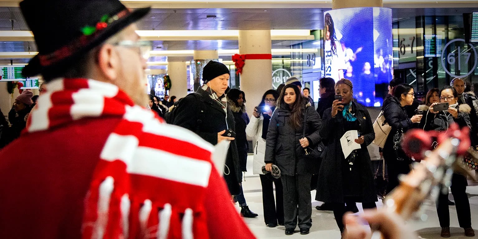 Metrolinx employees sing to raise spirits and money for United Way