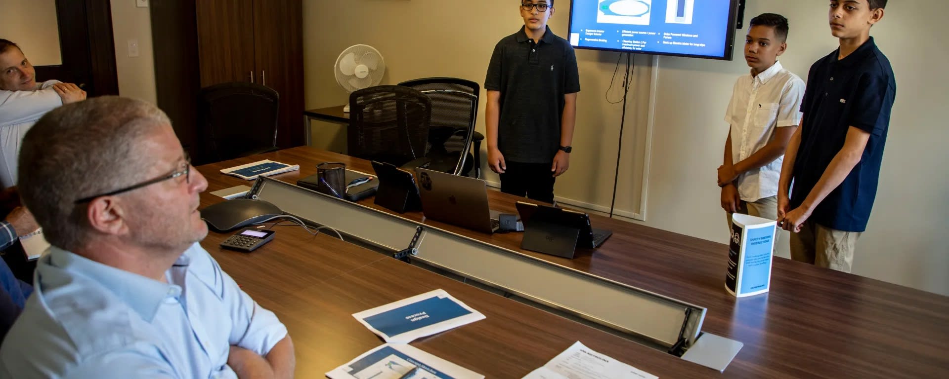 Three Mississauga teens with ambition face a Dragon’s Den-style session with Metrolinx executives.