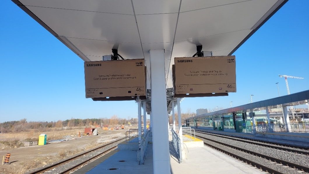 Digital screens installed on the west platform at Unionville GO Station.