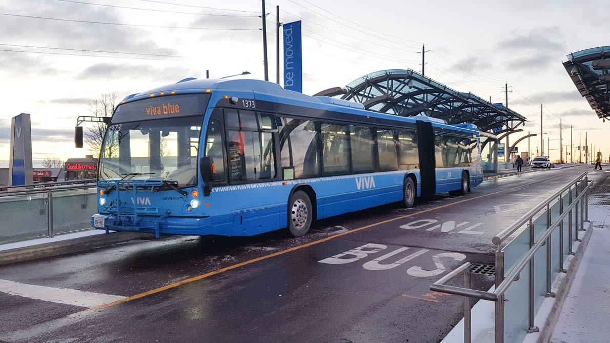 the vivaNext rapidway operating in York Region