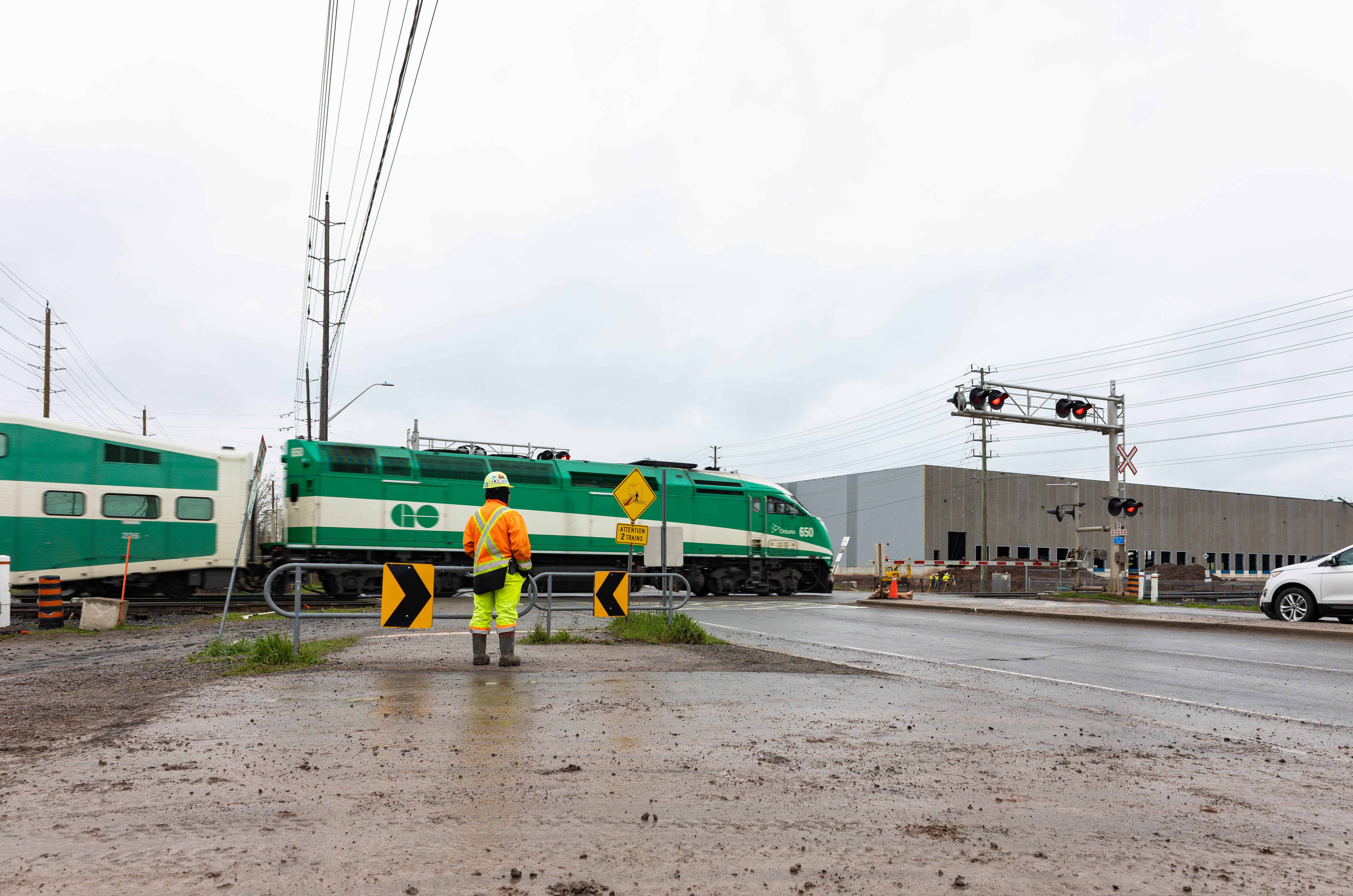 Burloak Grade Separation photos from lakeshore west construction