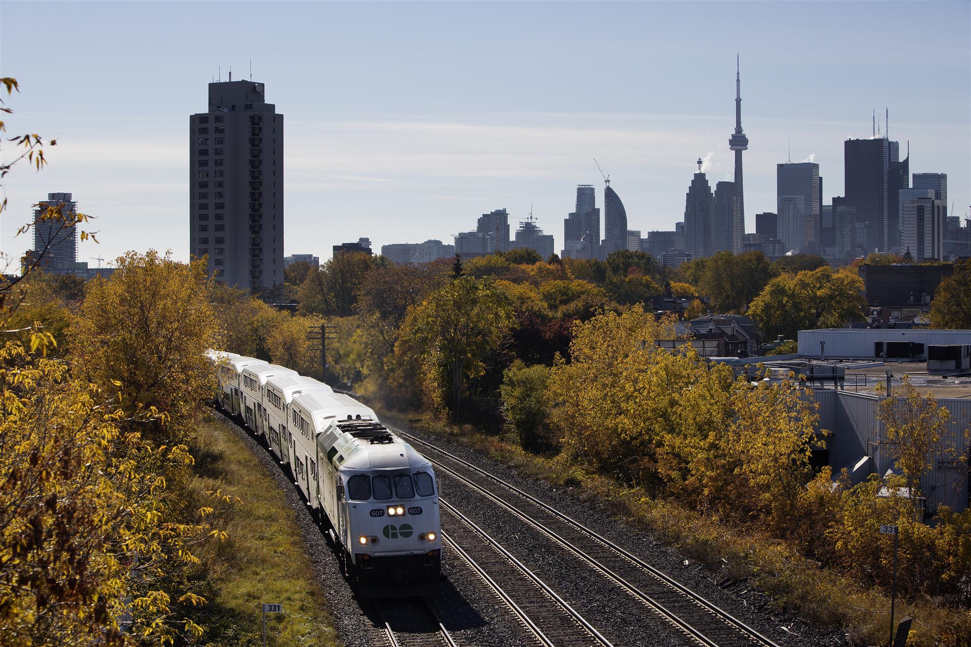 GO Train on Lakeshore West