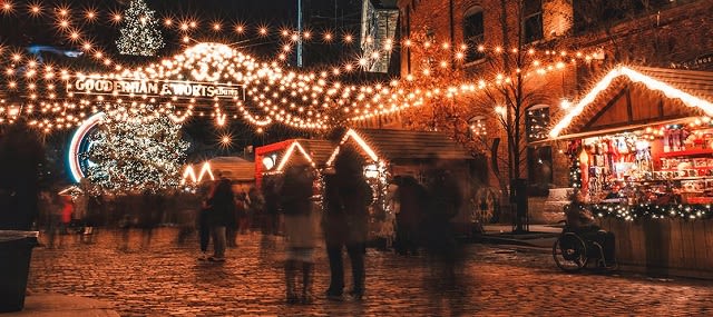 The Toronto Christmas Market at night