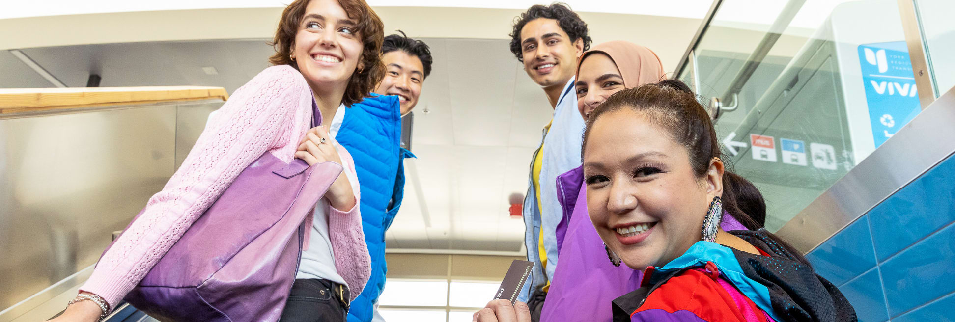 Newcomers in a transit station