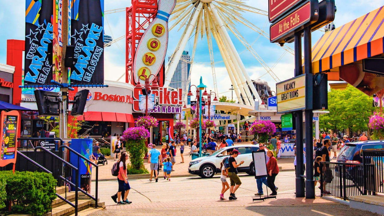 Image of clifton hill at Niagara