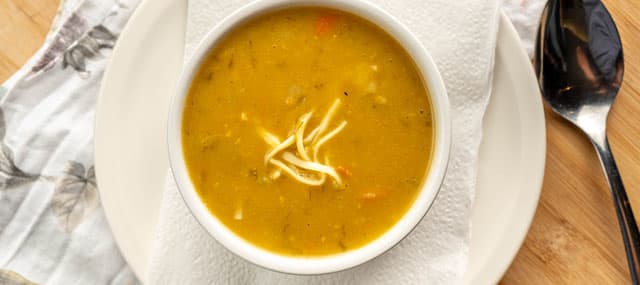 Toronto’s United Bakers Dairy restaurants serves famous split pea soup and matzo ball soup