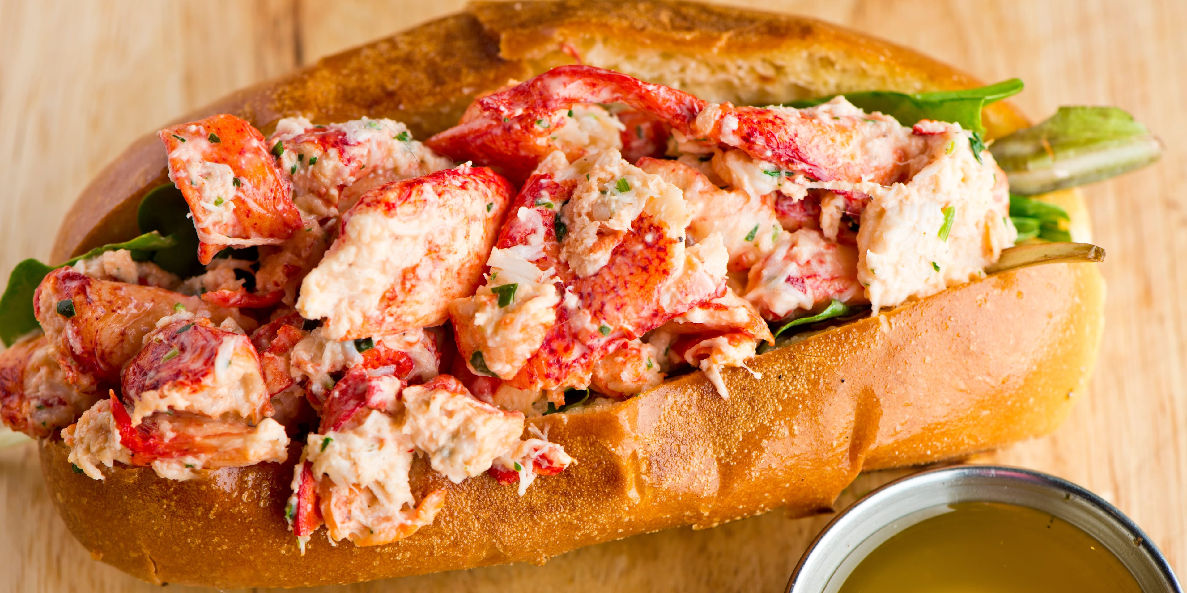 Discover traditional canadian cuisines with UP