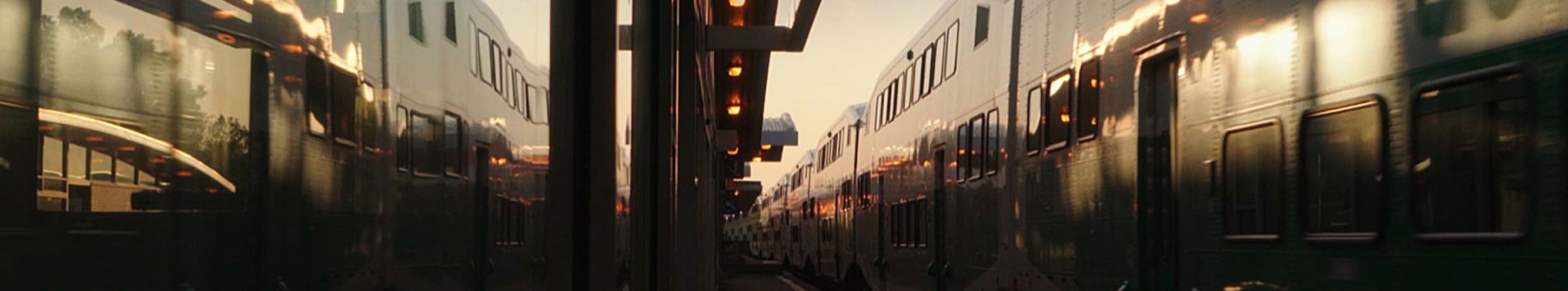 GO train at platform