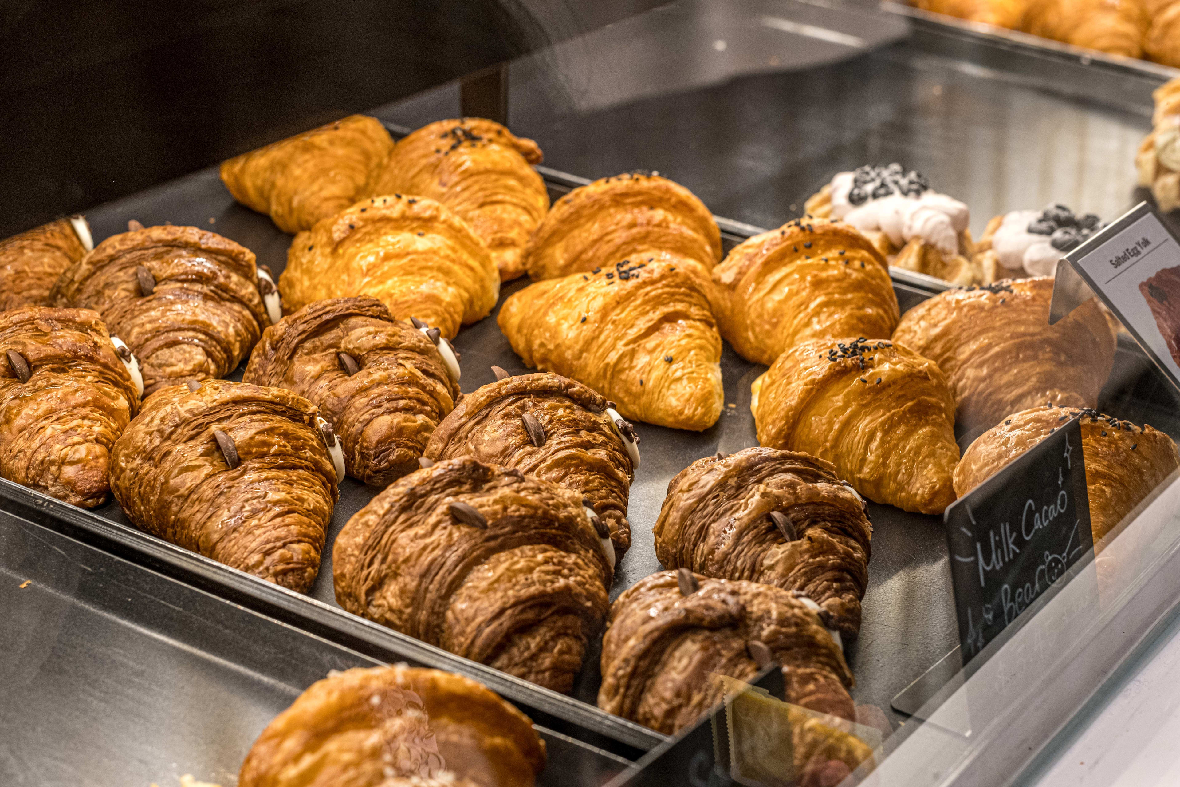 Hazukido croissants